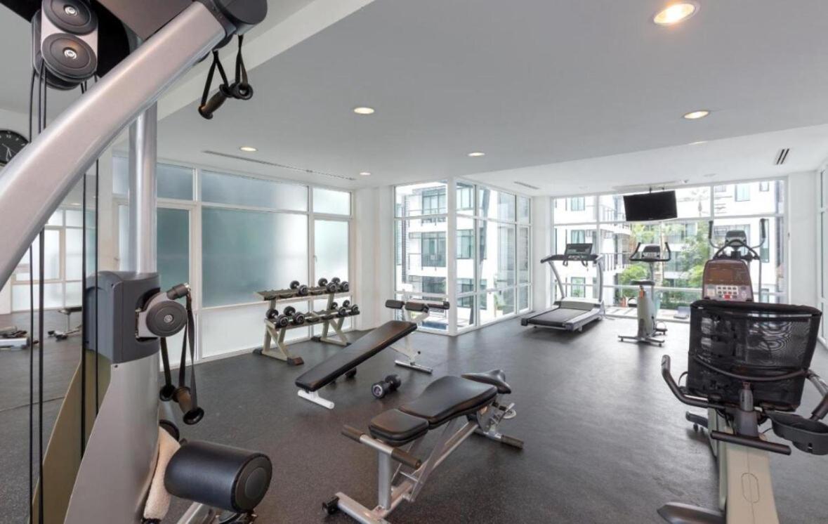 Modern 2-Bedroom Condo In Kamala Near The Beach Екстер'єр фото