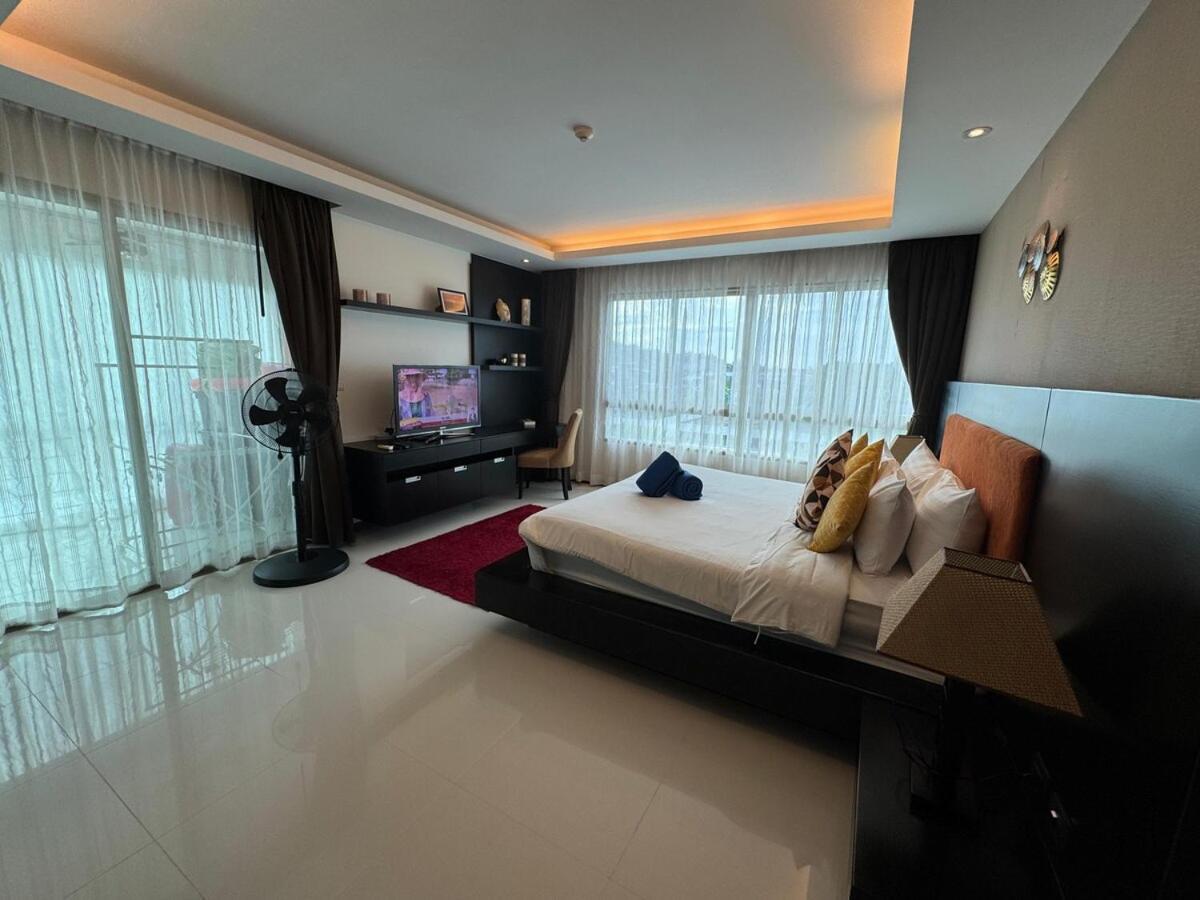 Modern 2-Bedroom Condo In Kamala Near The Beach Екстер'єр фото