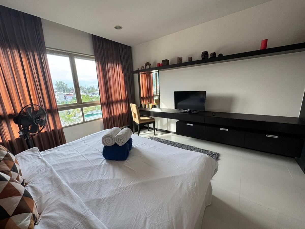 Modern 2-Bedroom Condo In Kamala Near The Beach Екстер'єр фото